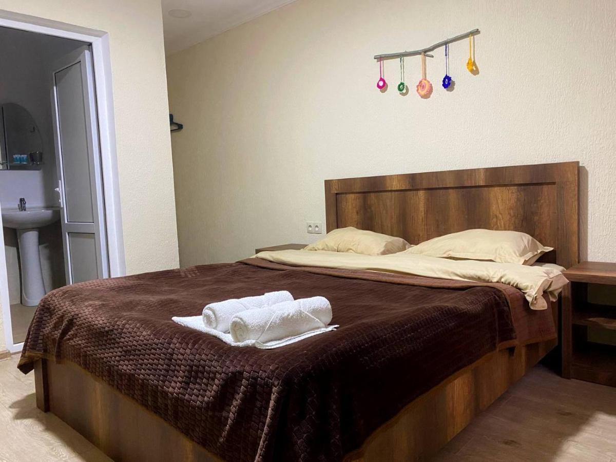 Hotel Villa Eniseli Ngoại thất bức ảnh