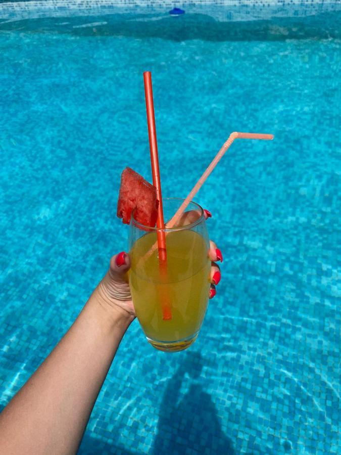 Hotel Villa Eniseli Ngoại thất bức ảnh