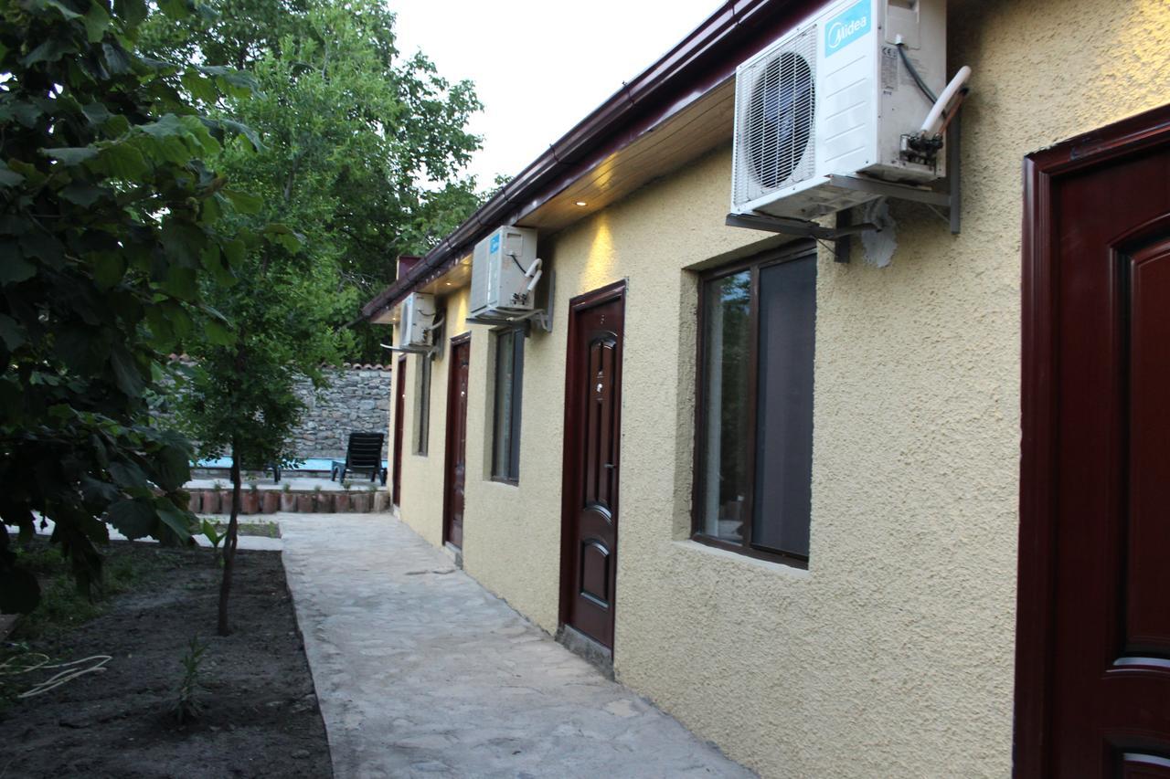 Hotel Villa Eniseli Ngoại thất bức ảnh